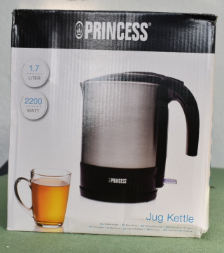 Czajnik bezprzewodowy PRINCESS. Nieużywany