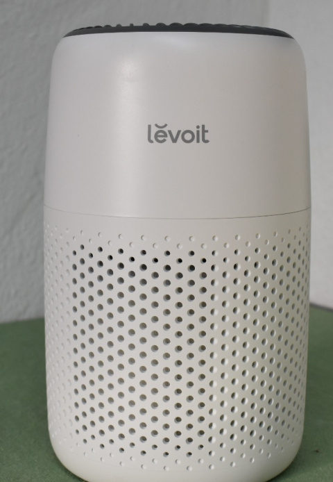 Oczyszczacz do powietrza LEVOIT z filtrem. Nieużywany Oczyszczacz do powietrza LEVOIT z filtrem. Nieużywany